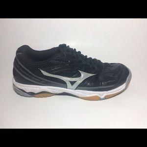 Mizuno Womens Size 9 Wave Hurricane 2 Volleyball